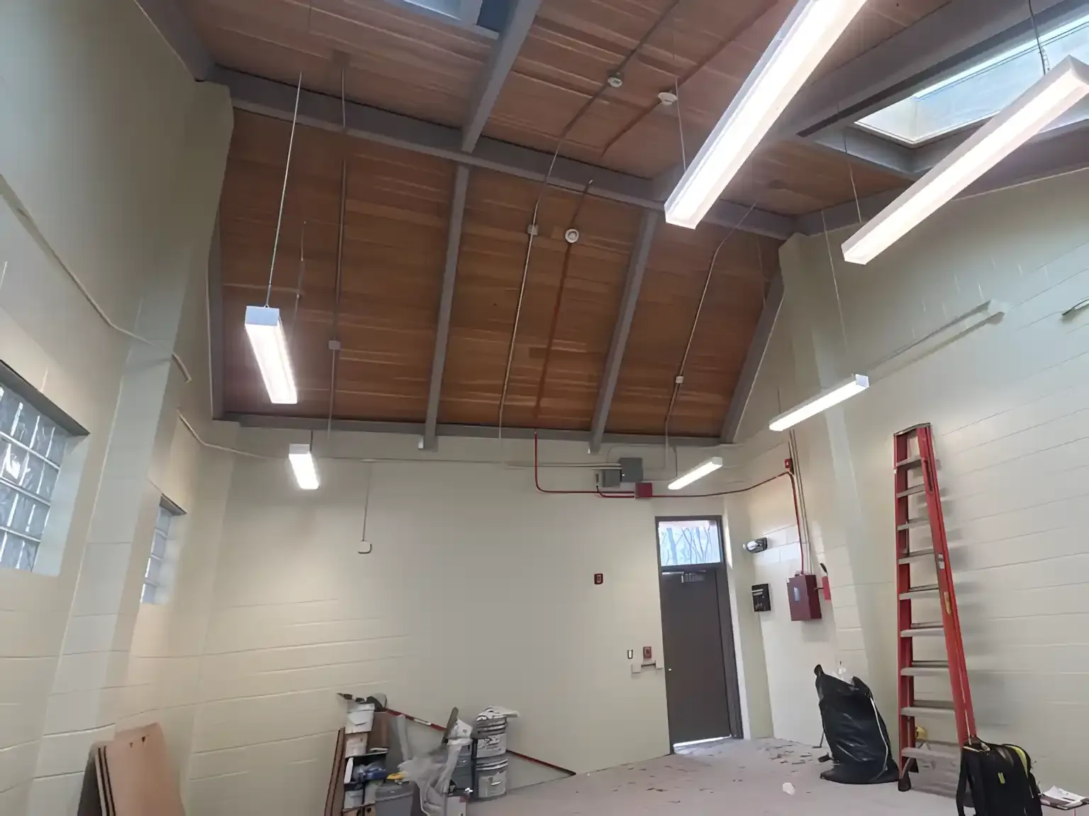 Interior room finish 17